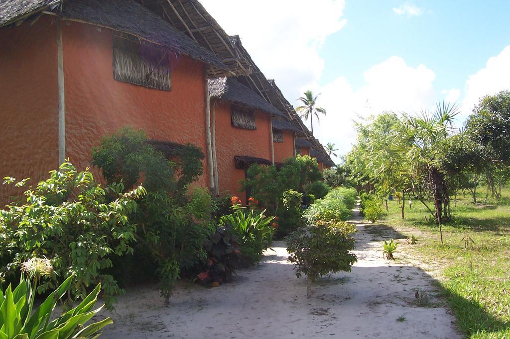Kipepeo And Village Hotel
