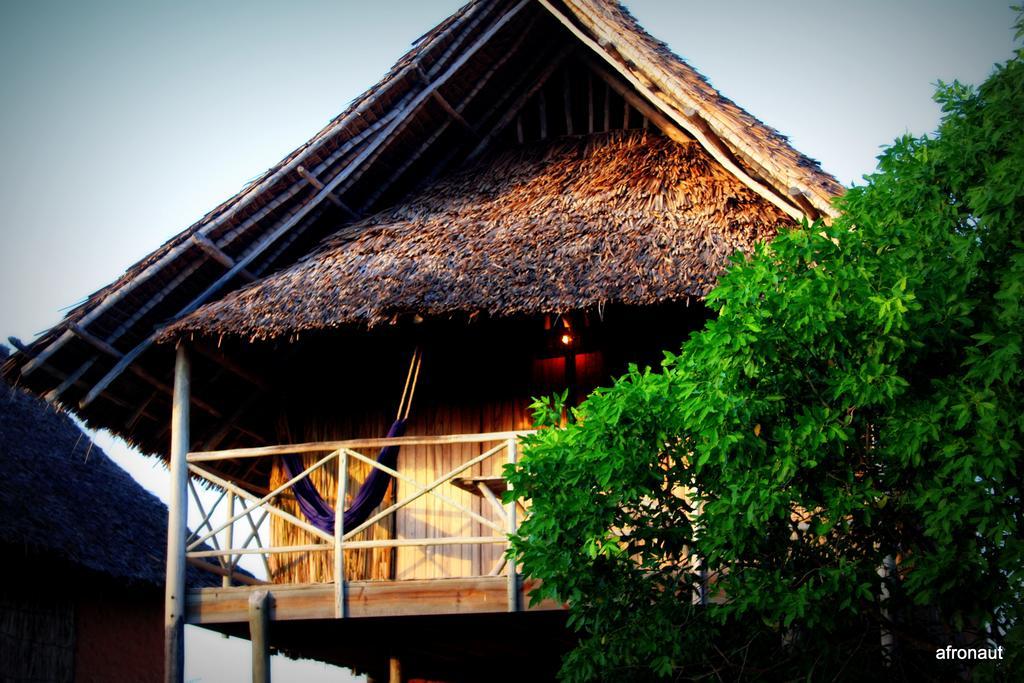 Hotel Kipepeo And Village